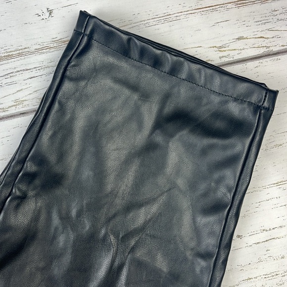 ☀️NWT PrettyLittleThing Black Faux Leather Tie Belt Pants - Picture 7 of 9